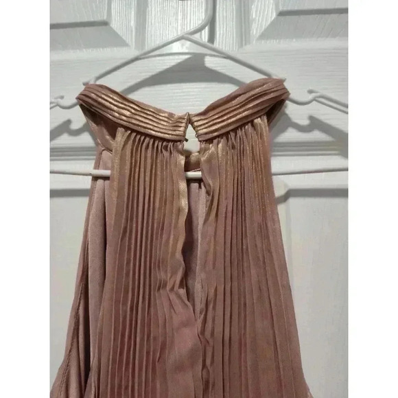 Worthington Shimmer Champagne Sleeveless High Neck Pleated Halter Blouse Top XL - Picture 8 of 10